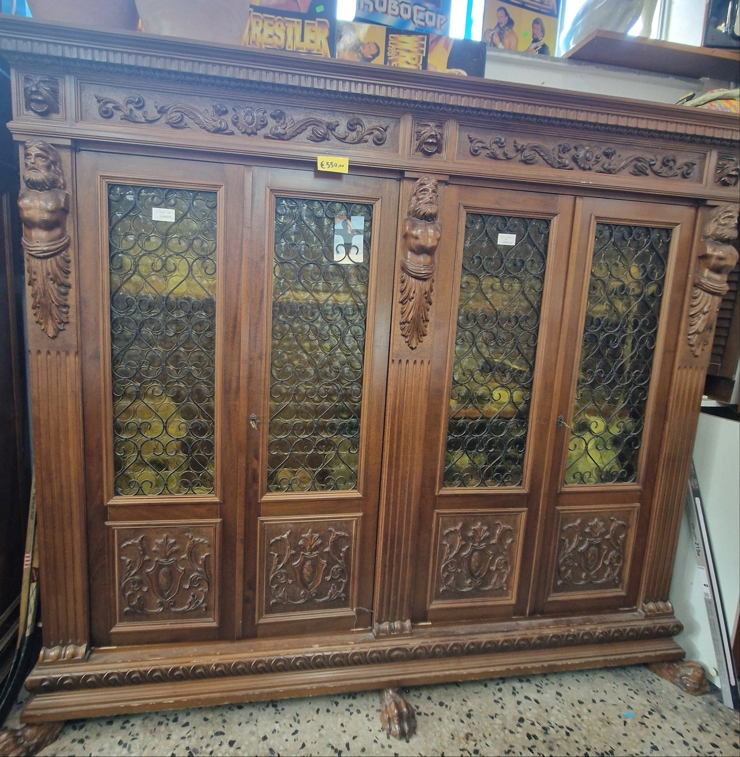 Vetrina antica 4 ante intagliata con vetri lavorati L228xP54xH192 cm Mercatino Usato Crotone