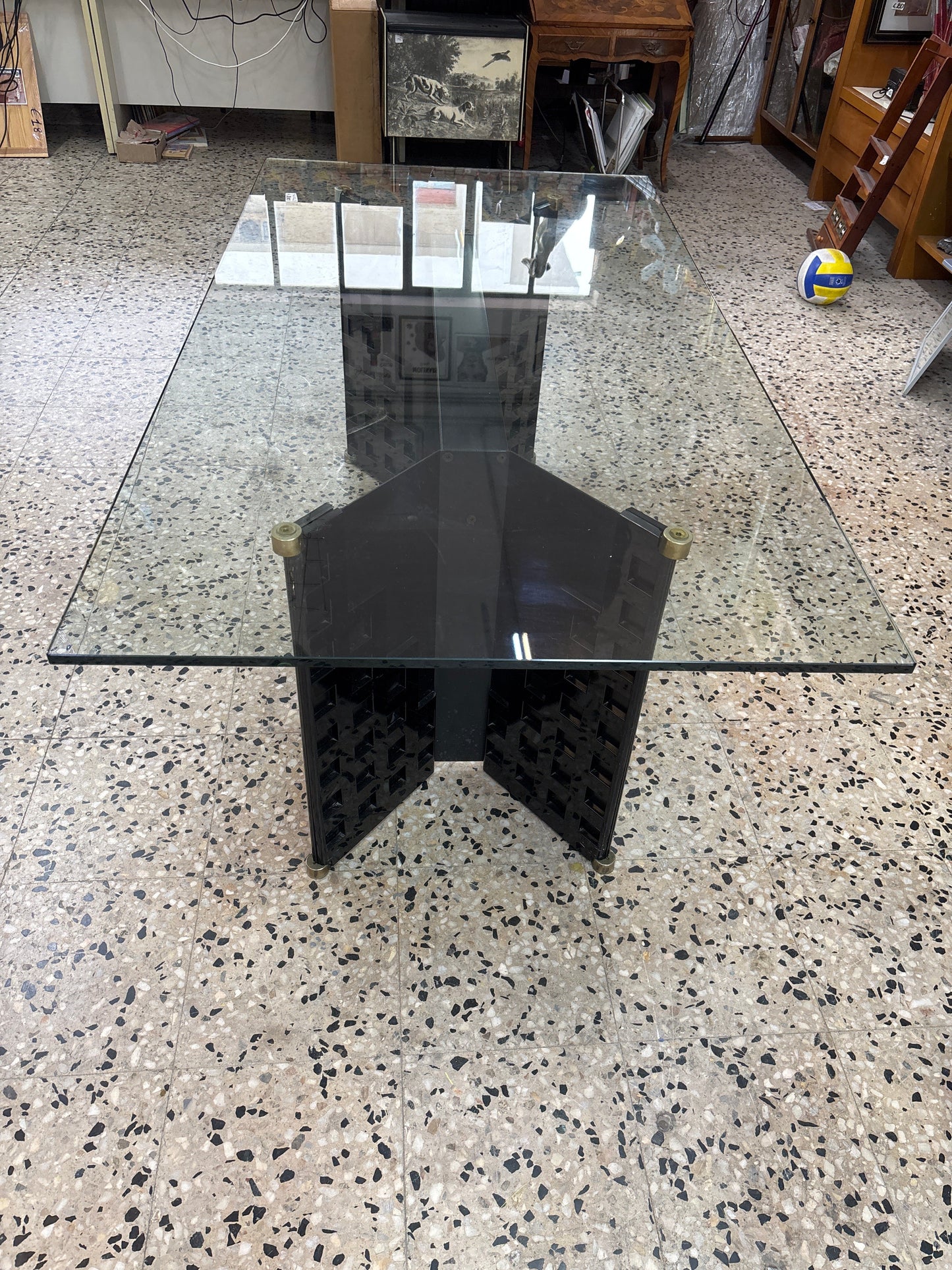 Tavolo moderno in vetro 180x95 cm con base scultorea – design elegante Mercatino Usato Crotone
