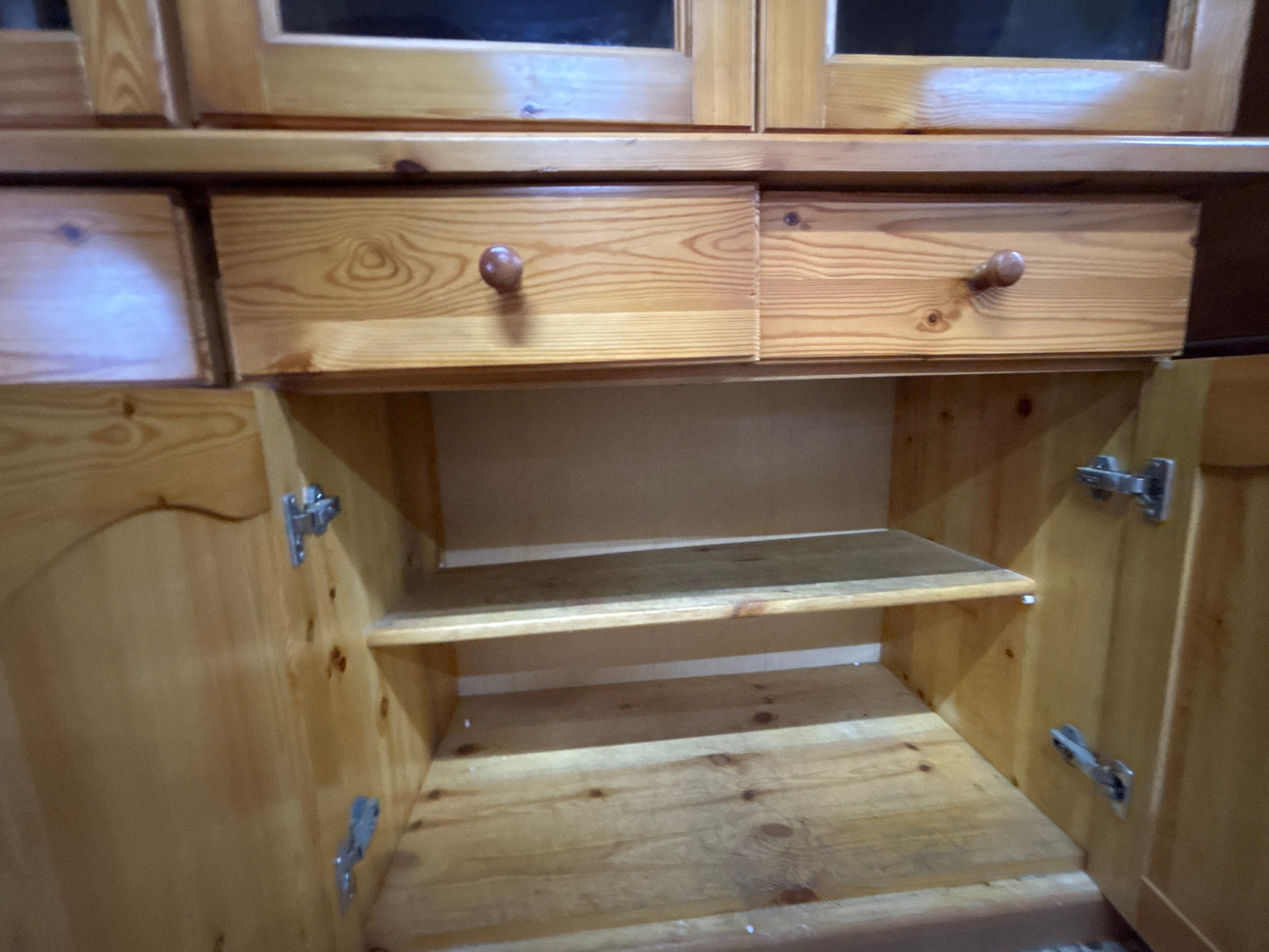 Cristalliera in legno massello con ante in vetro – 187x49x214 cm Mercatino Usato Crotone