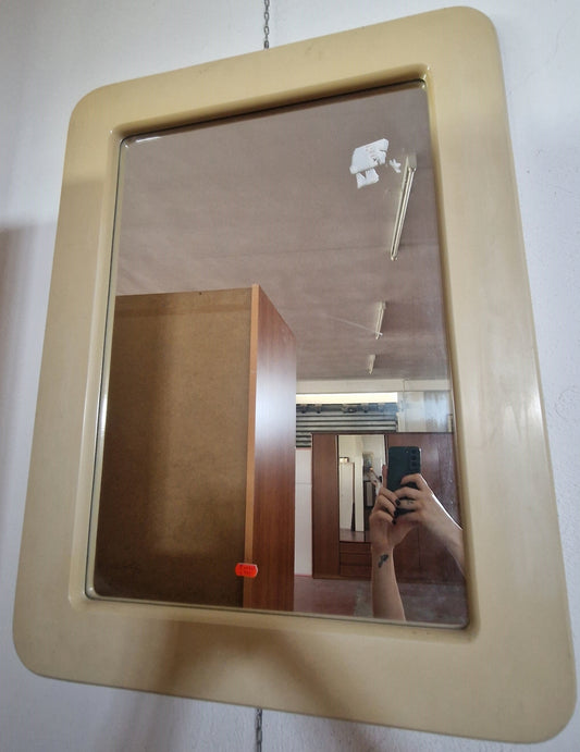 Specchio rettangolare 84x64 cm con cornice beige vintage – 25€ Mercatino Usato Crotone