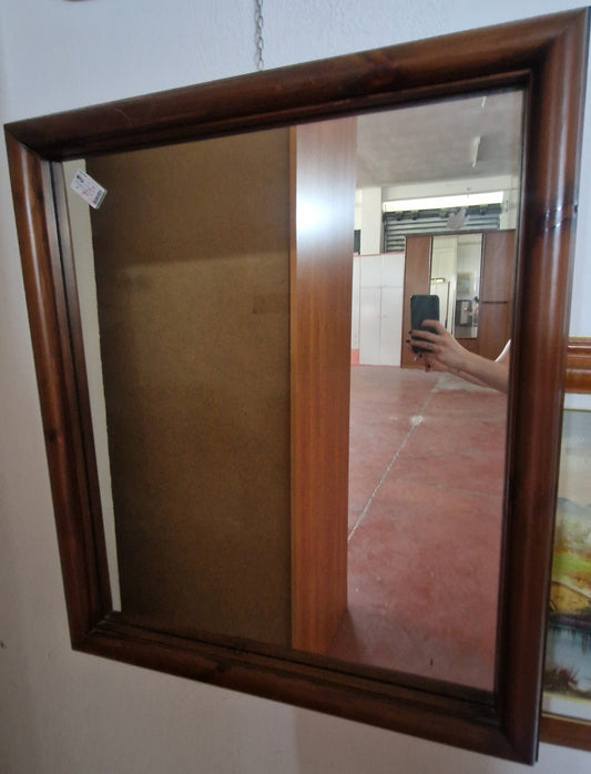 Specchio rettangolare 90x77 cm con cornice legno scuro – 50€ Mercatino Usato Crotone