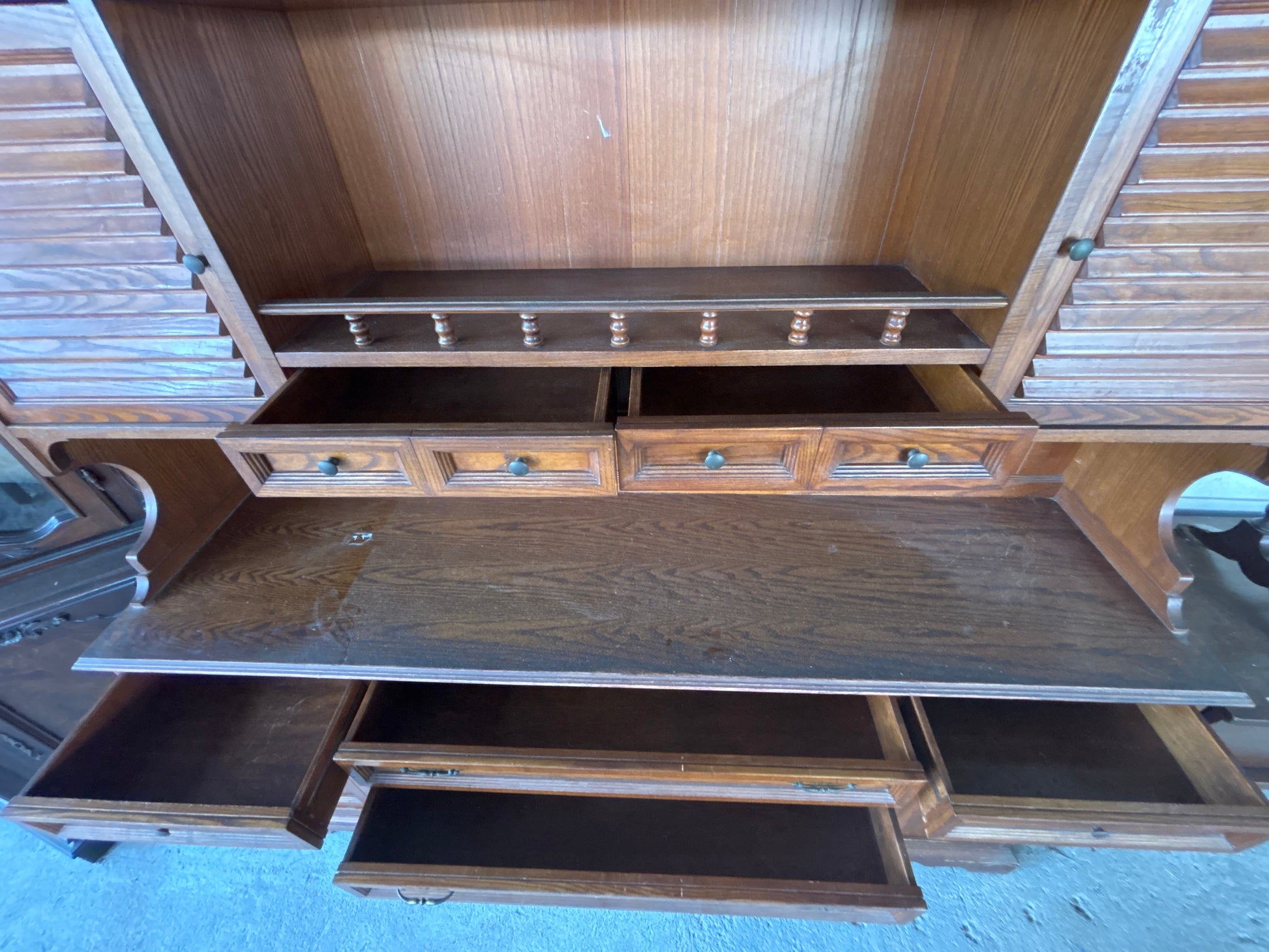 Credenza Rustica in Legno con Vetrinetta - Mobile da Cucina 185x205 cm Mercatino Usato Crotone