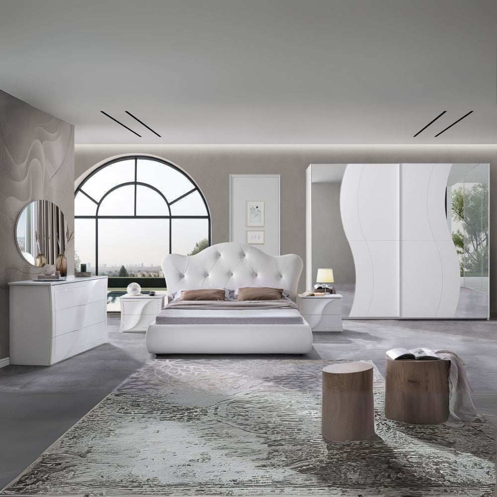 Camera da letto Sinera colore bianco larice con particolari in cristallo