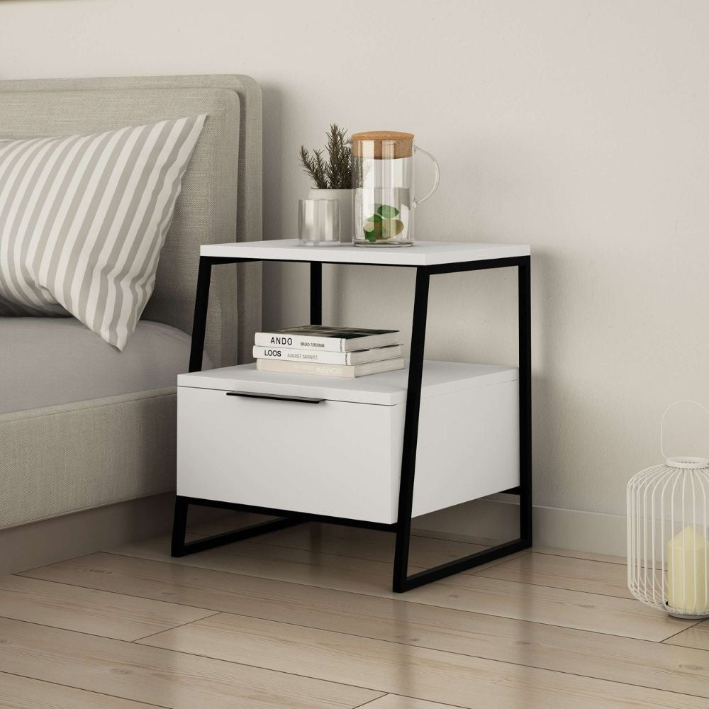 Comodino Pal con struttura bianca e gambe in metallo nero Effezeta